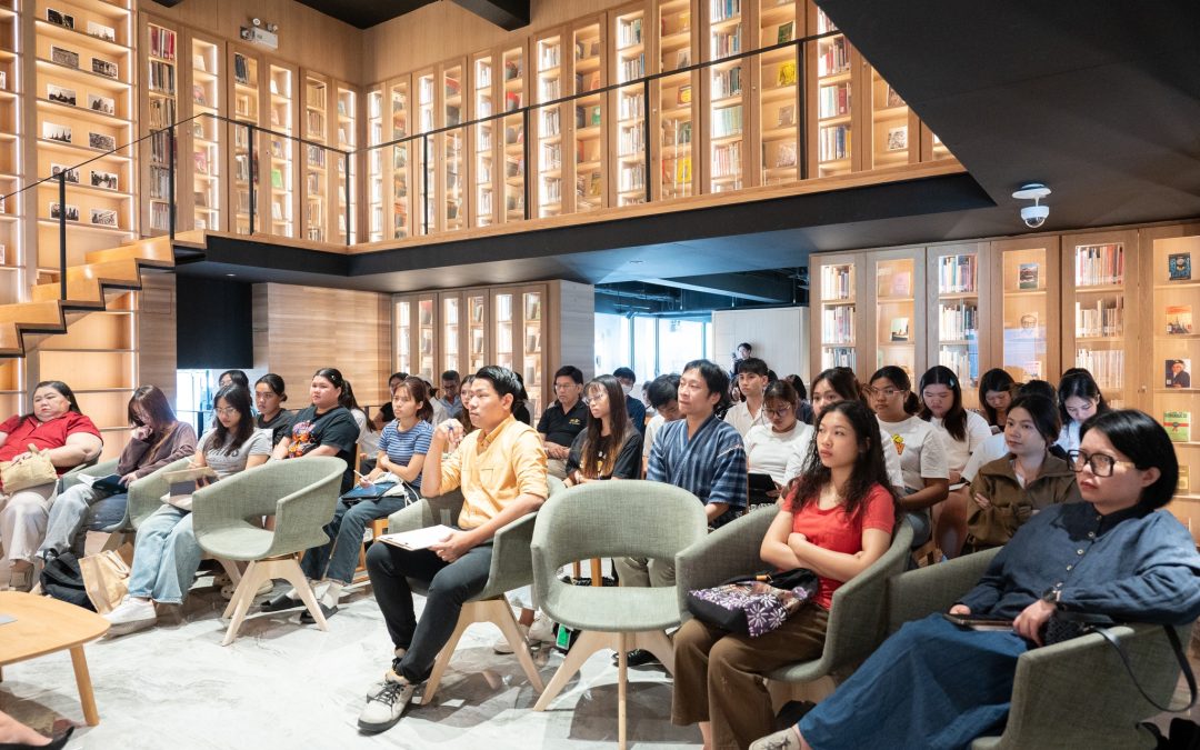 ภาพบรรยากาศการเสวนา “Lire en deçà-sentir au-delà: sur la lecture (Proust) อ็องเดอซะของการอ่าน-โอเดอละของความหมาย: นัยใน Sur la lecture (พรูสต์)”