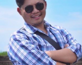 อาจารย์ บริสุทธิ์ บริพนธ์